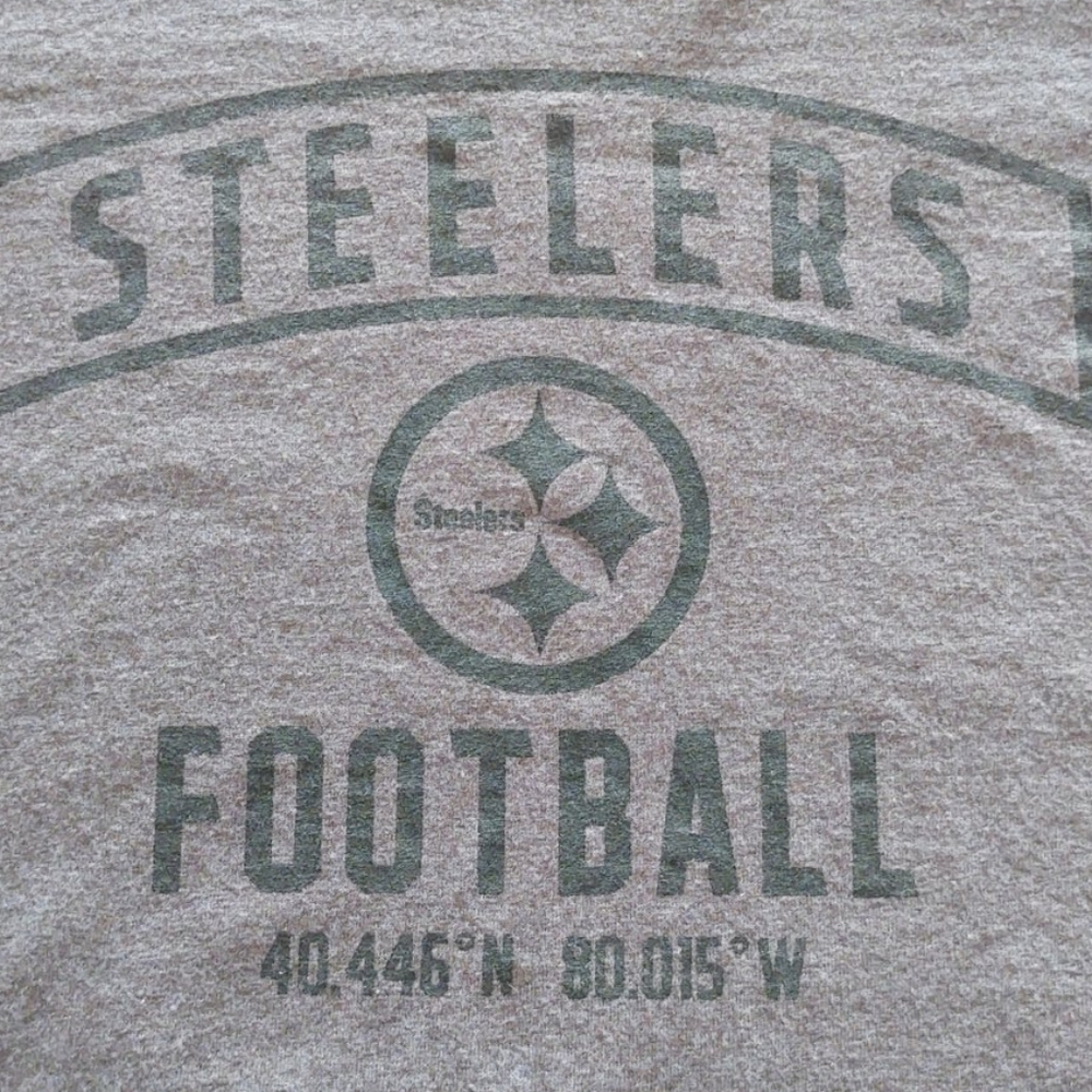 Pittsburgh Steeler NFL Apparel T-shirt